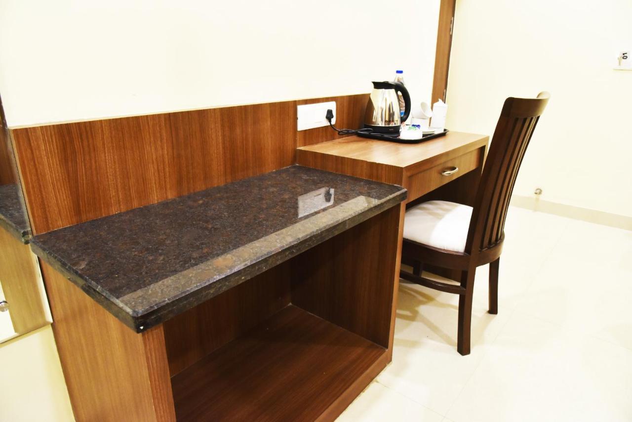 Hotel Amritsar International 2 Min Walk From Amritsar Bus Stand Exterior foto