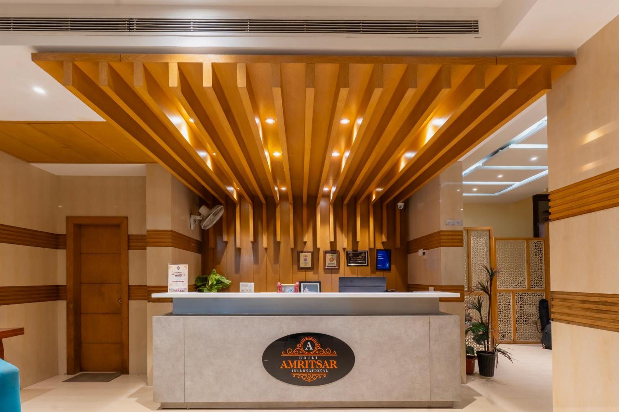 Hotel Amritsar International 2 Min Walk From Amritsar Bus Stand Exterior foto