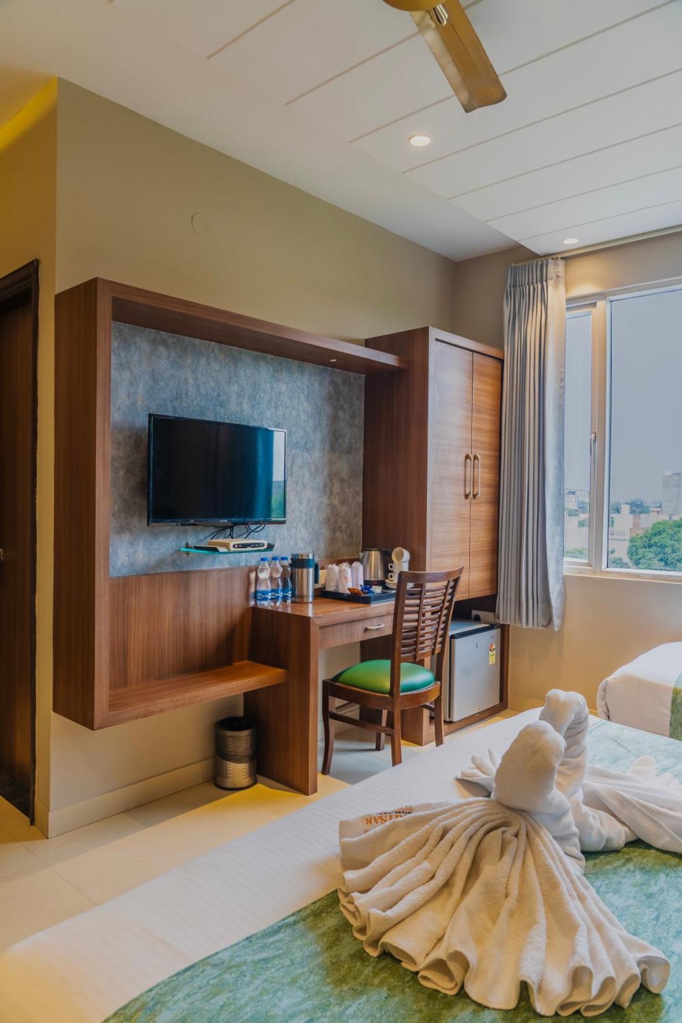 Hotel Amritsar International 2 Min Walk From Amritsar Bus Stand Exterior foto